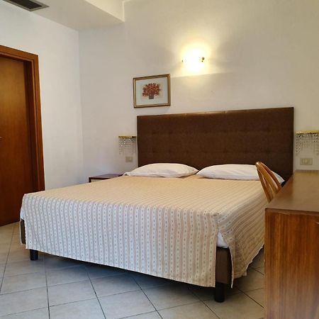 Villa Belvedere Hotel 리몬네술가르다 외부 사진